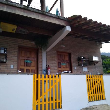 Haleiwa Chales E Suites - A Guest House Do Prumirim أوباتوبا المظهر الخارجي الصورة